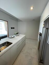 Centro Residences (D20), Condominium #585491511